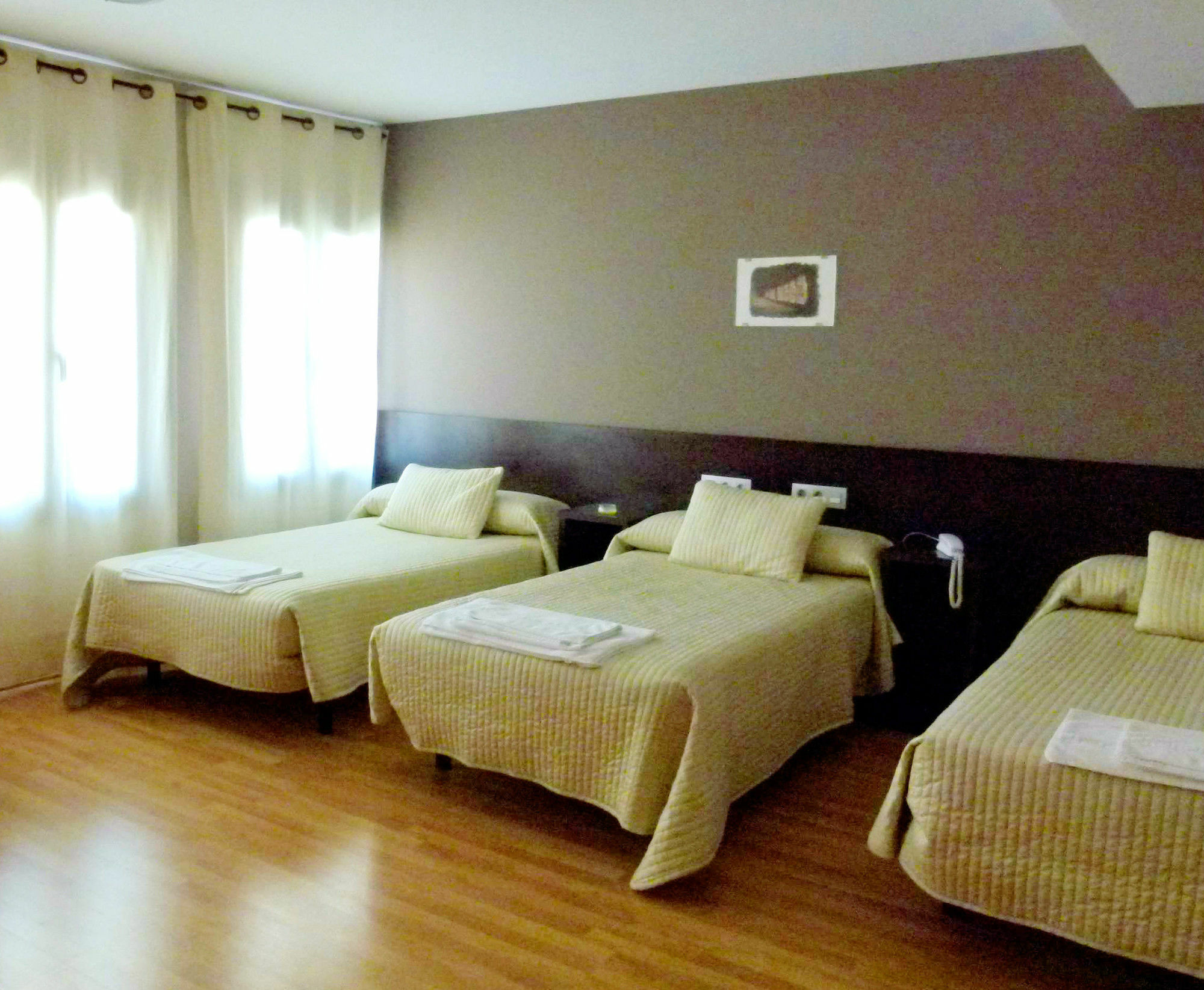 Hostal Venta De Valcorba Soria Kültér fotó